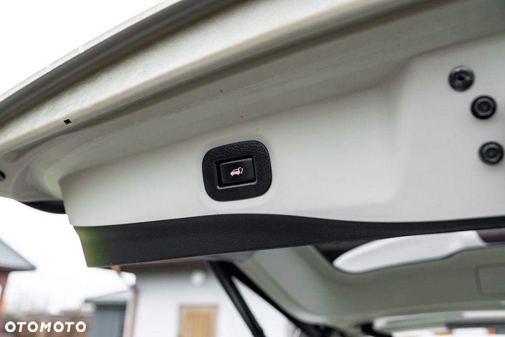 Nissan X-Trail 2.0 dCi ALL-MODE 4x4i Xtronic Tekna - 20