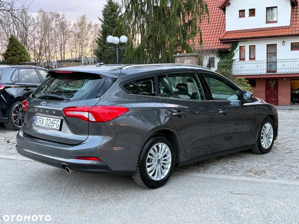 Ford Focus 1.5 TDCi DPF Start-Stopp-System Titanium - 19