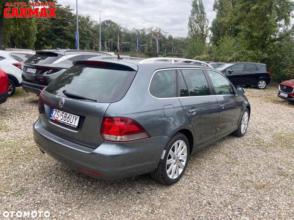 Volkswagen Golf - 8