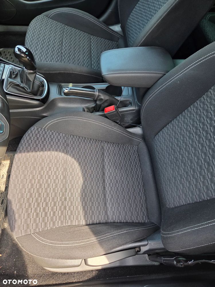 Opel Astra 1.6 T Dynamic S&S - 14