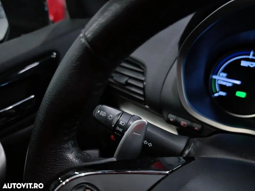 Mitsubishi Eclipse-Cross Plug-In Hybrid 4WD Basis - 12