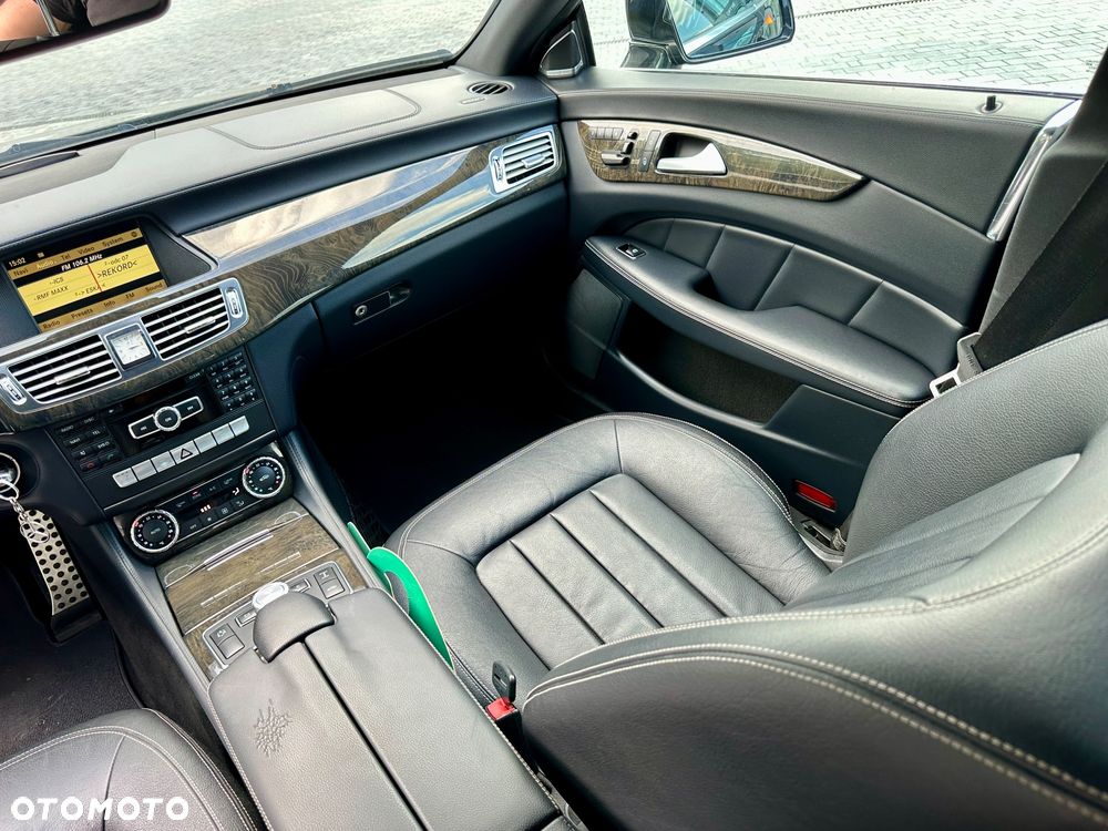 Mercedes-Benz CLS 350 CDI 4Matic 7G-TRONIC Edition 1 - 21