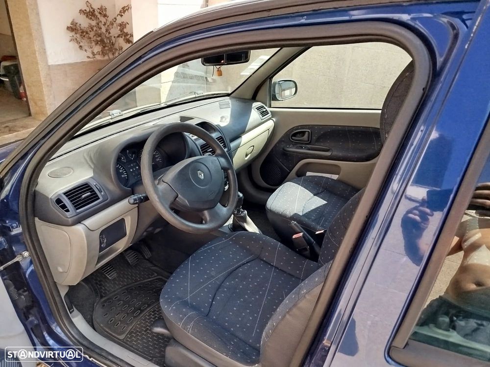 Renault Clio 1.2 16V Expression - 20