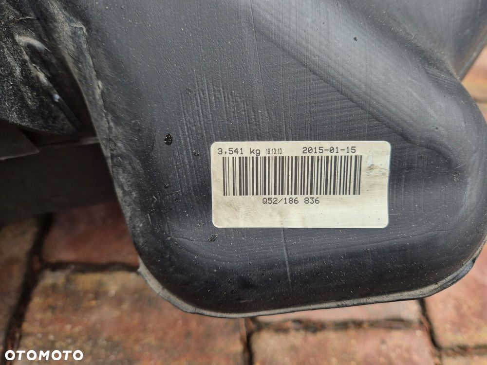 zbiornik pompa adblue porsche macan 95b 3.0d 8r0131877 - 2
