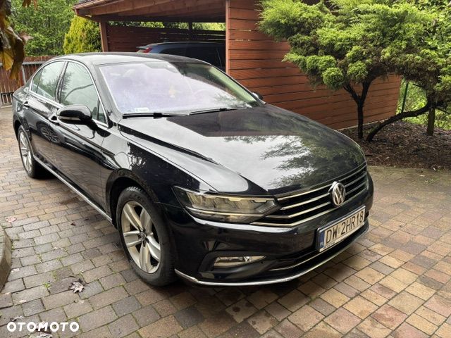 Volkswagen Passat 2.0 TDI Elegance DSG - 8