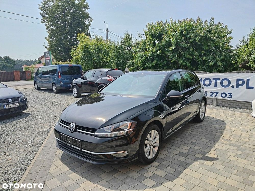 Volkswagen Golf - 2