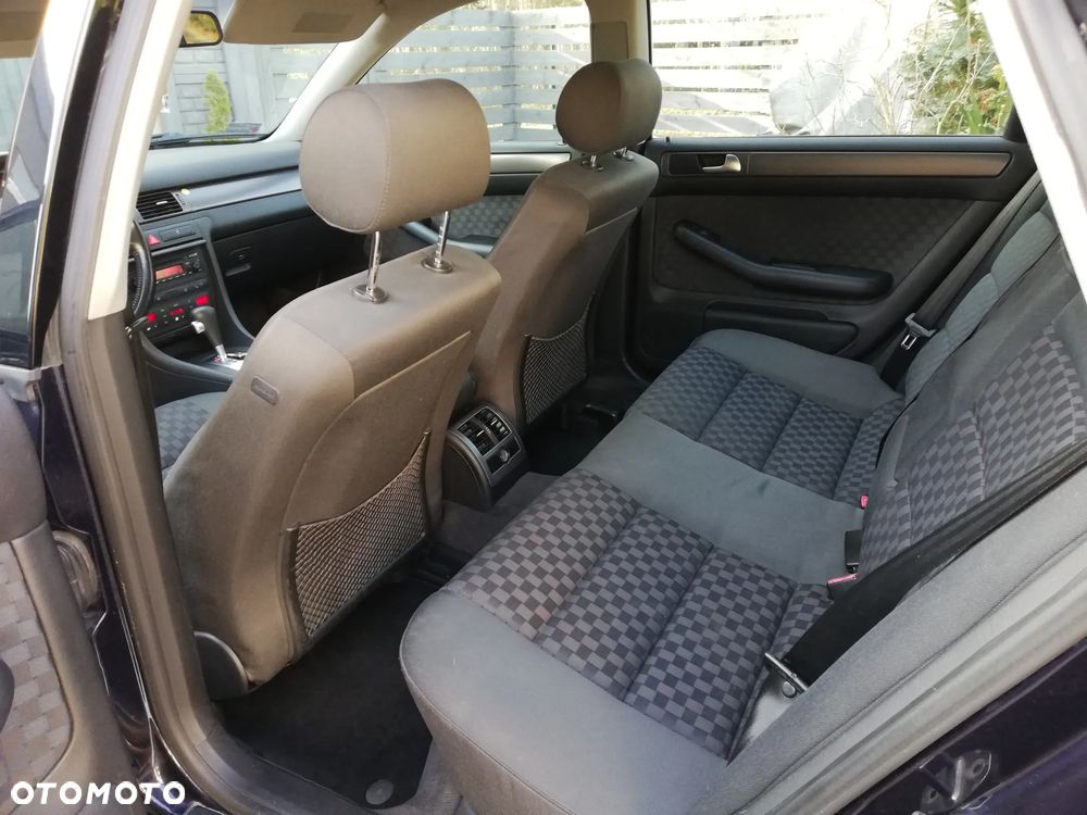 Audi A6 Avant 2.4 Multitronic - 11