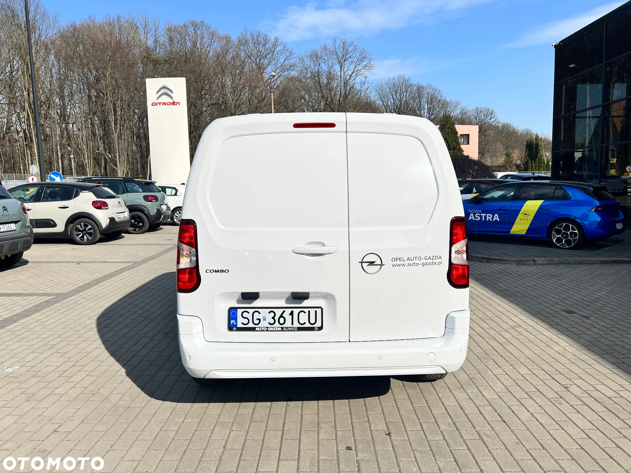 Opel COMBO - 9