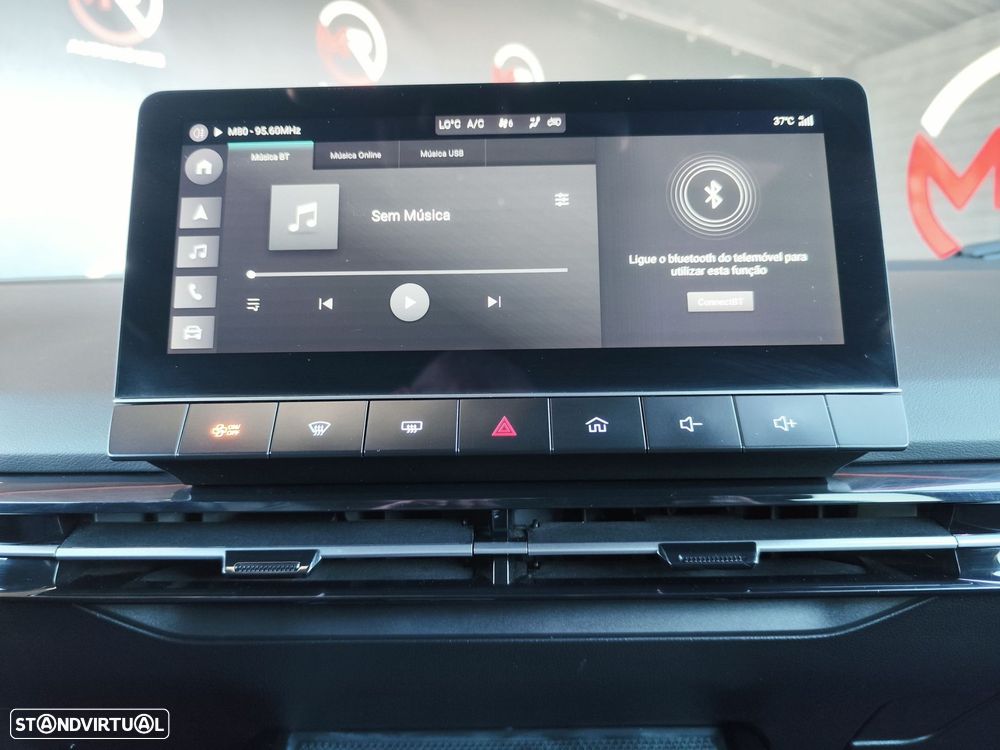 MG MG4 64 kWh XPower Luxury - 28