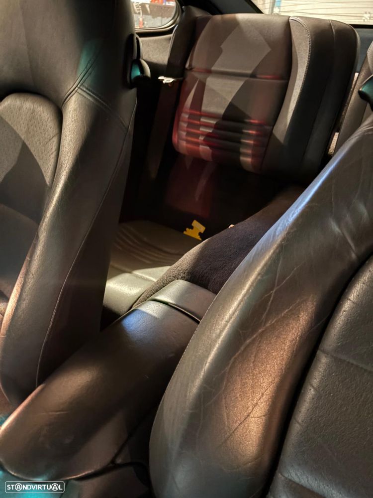 Porsche 911 (996) Carrera Coupé - 9