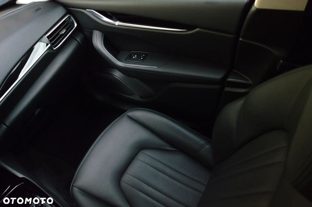 Maserati Levante Granlusso - 23