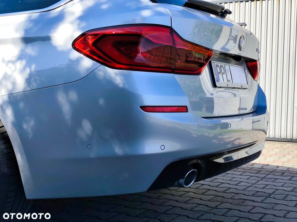 BMW Seria 5 520i GPF Luxury Line sport - 11