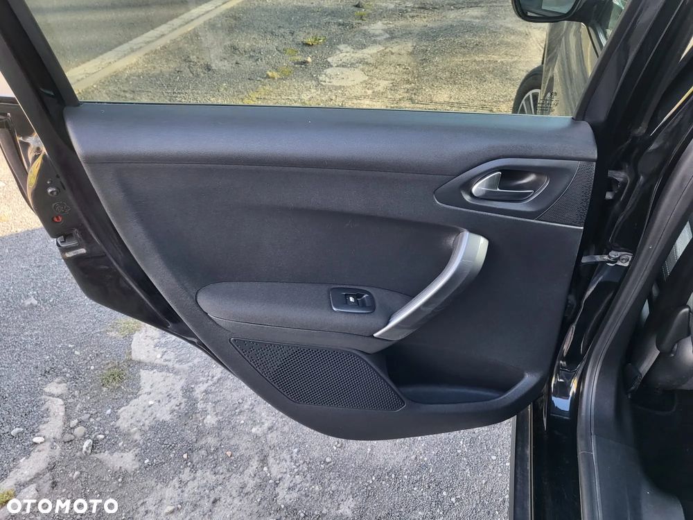 Peugeot 2008 PureTech 110 Stop&Start Style - 24