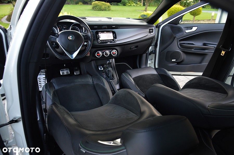 Alfa Romeo Giulietta 1.8 TBi 16V TCT Quadrifoglio Verde - 26