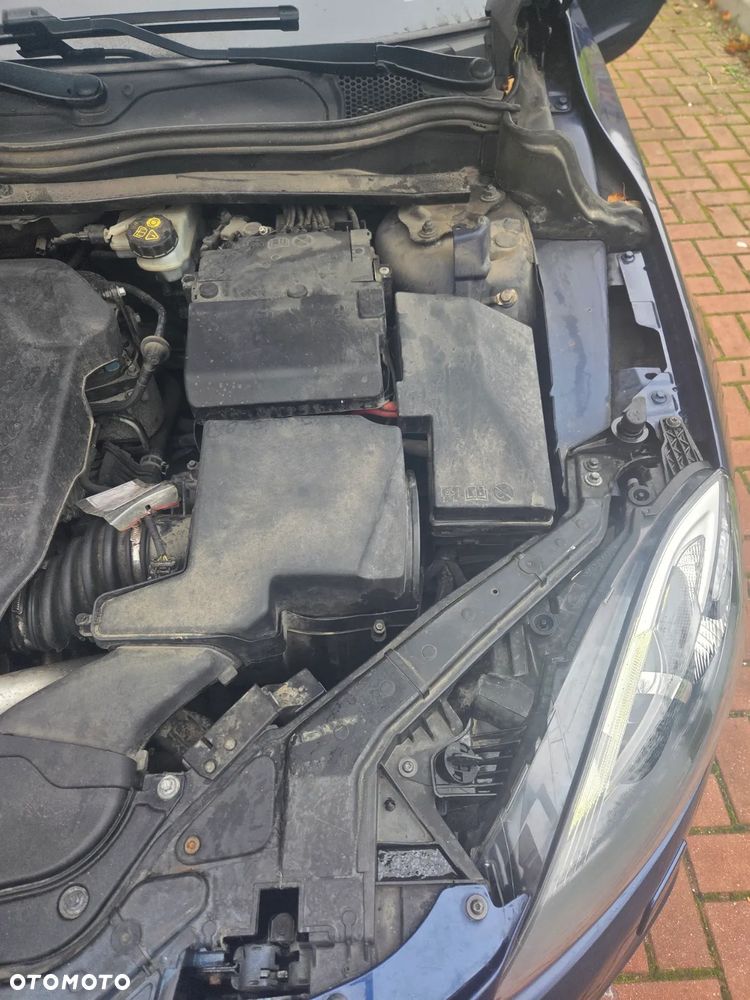 Volvo V40 D2 Ocean Race - 33