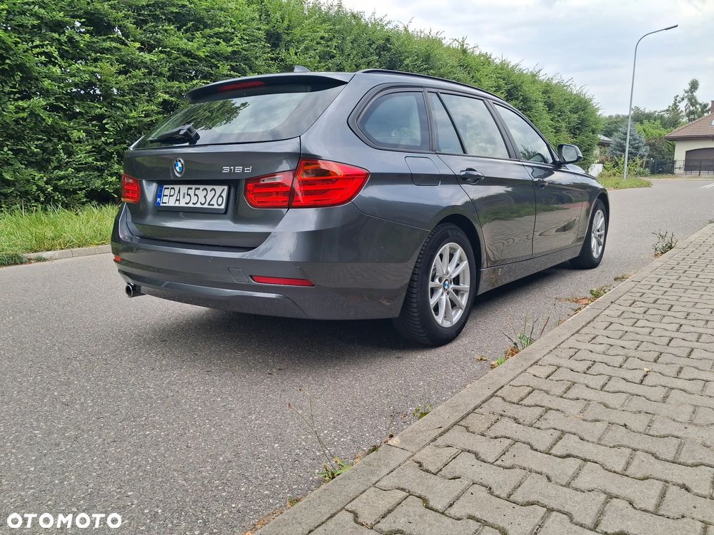 BMW Seria 3 318d DPF - 6