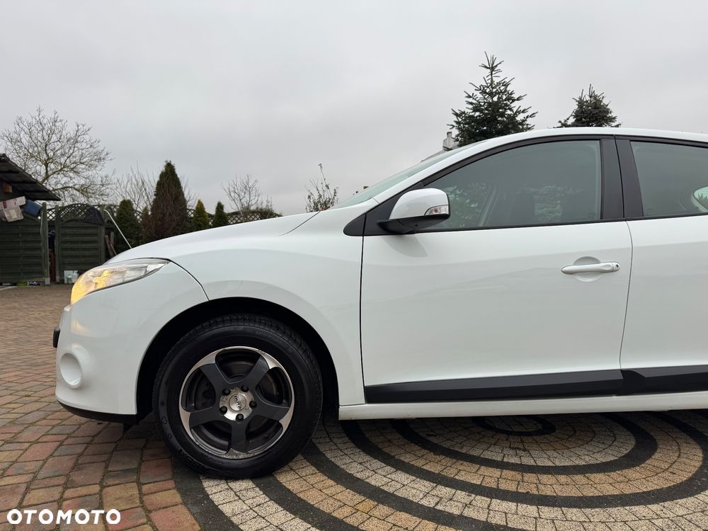 Renault Megane 1.6 16V 100 Authentique - 11