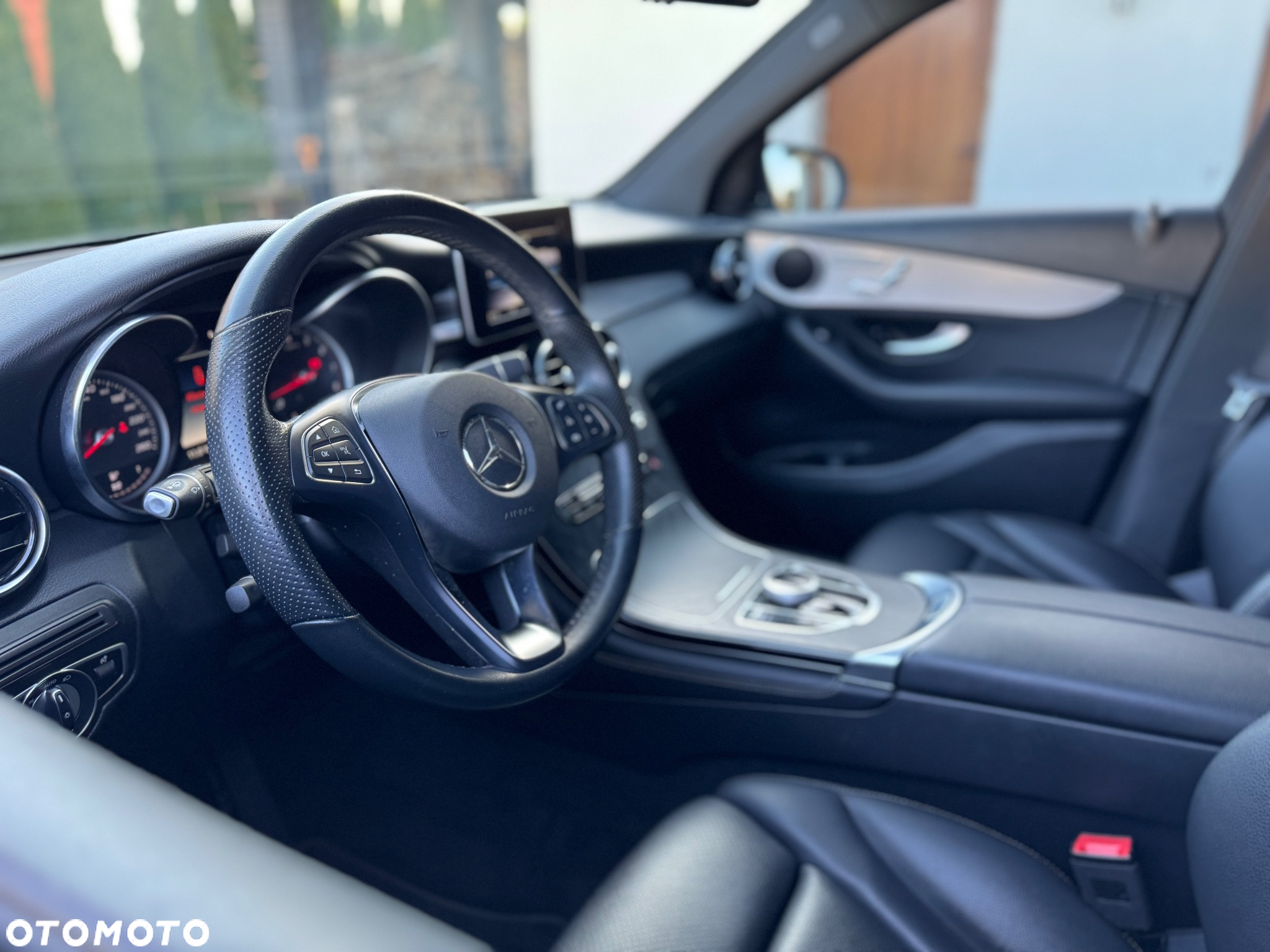 Mercedes-Benz GLC 300 4Matic 9G-TRONIC - 17