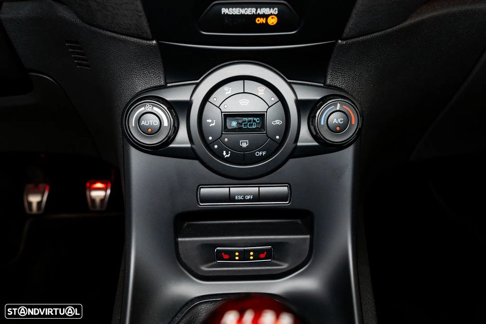 Ford Fiesta 1.6 T ST - 15