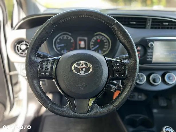 Toyota Yaris 1.5 Active - 9