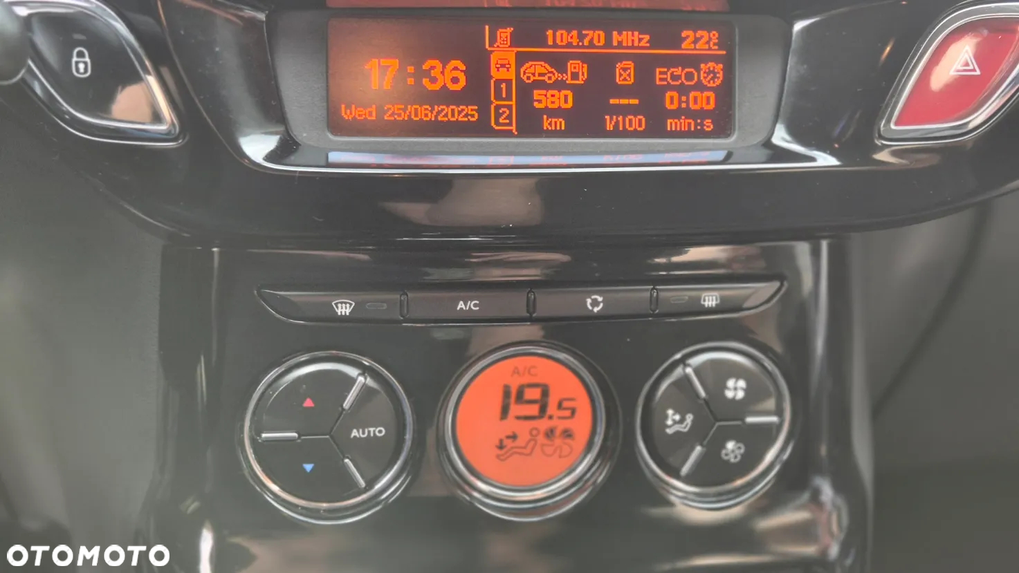 Citroën C3 e-HDi 70 EGS Selection - 10