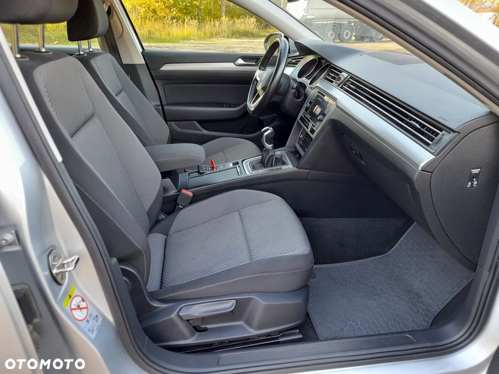 Volkswagen Passat 1.5 TSI EVO Essence - 8