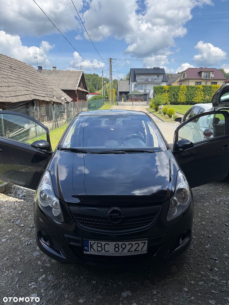 Opel Corsa 1.6T OPC - 4