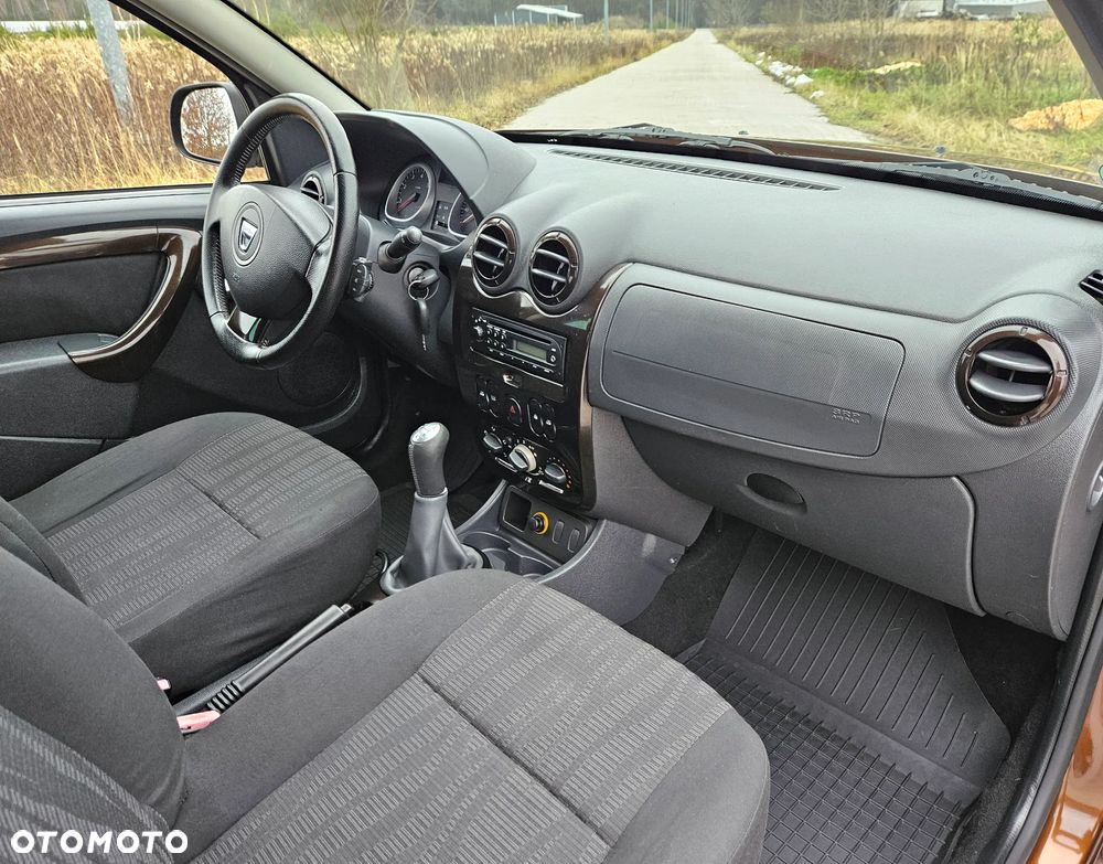 Dacia Duster 1.6 16V 105 4x2 Prestige - 7