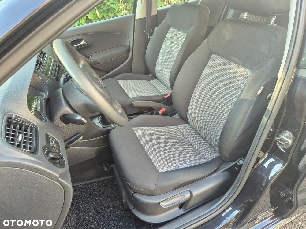 Volkswagen Polo 1.2 12V Trendline - 12