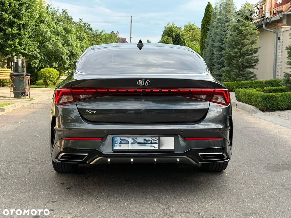 Kia K5 - 4