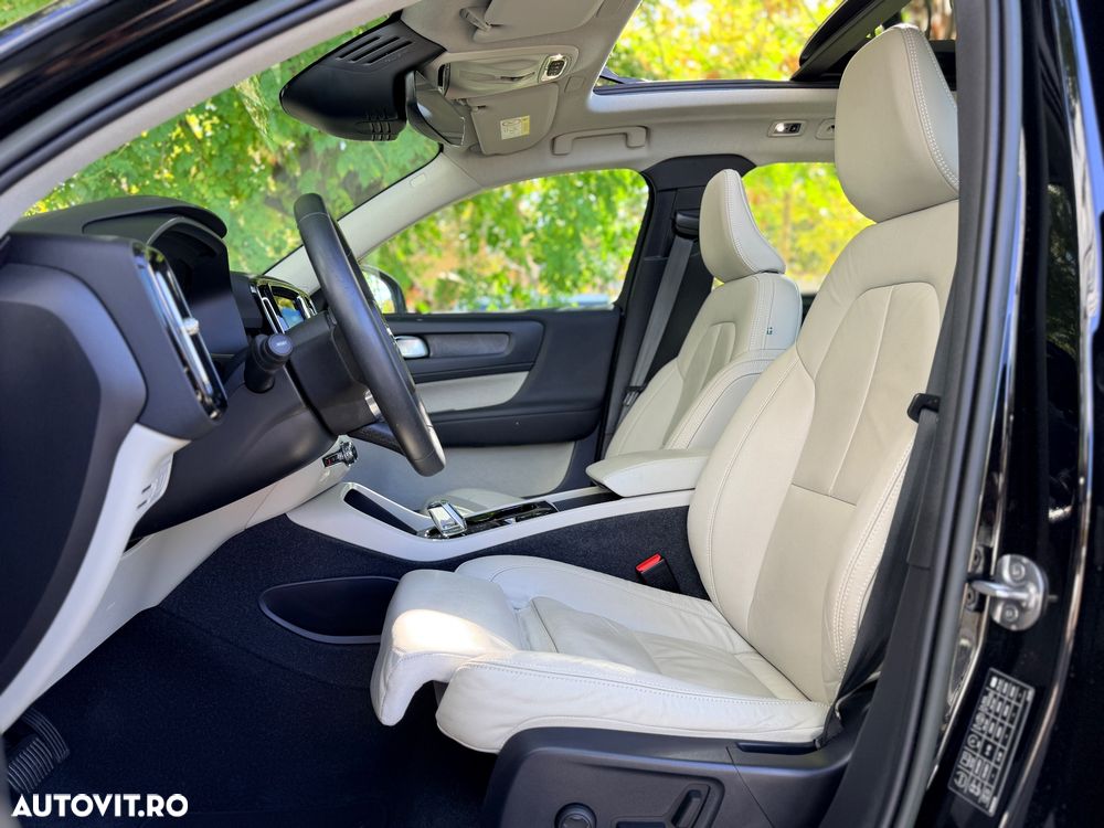 Volvo XC 40 T4 Recharge DKG Ultimate Bright - 11