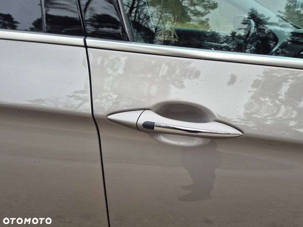 Hyundai i40 Kombi blue 1.7 CRDi DCT Premium - 13