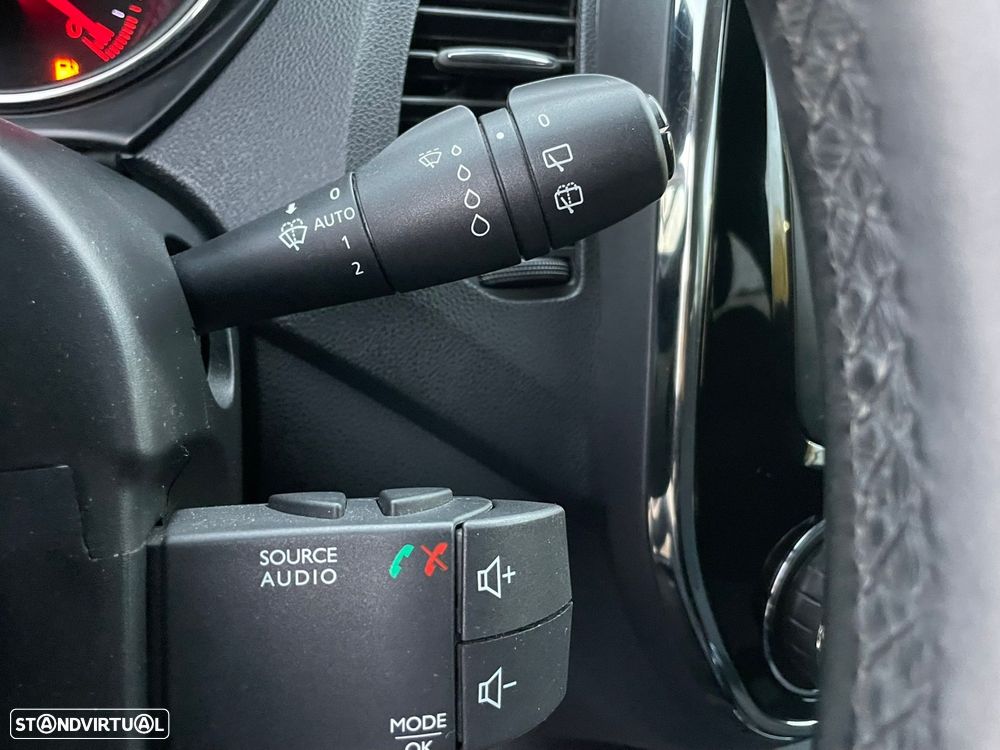 Renault Captur 0.9 TCE Exclusive - 17