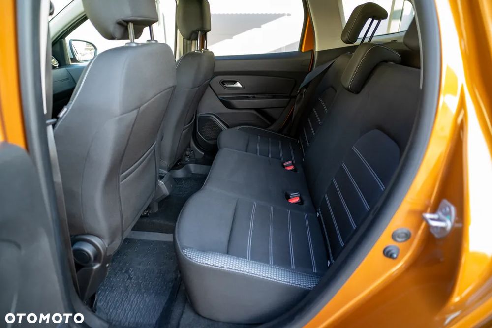 Dacia Duster 1.6 SCe Urban Explorer 4x4 S&S - 34