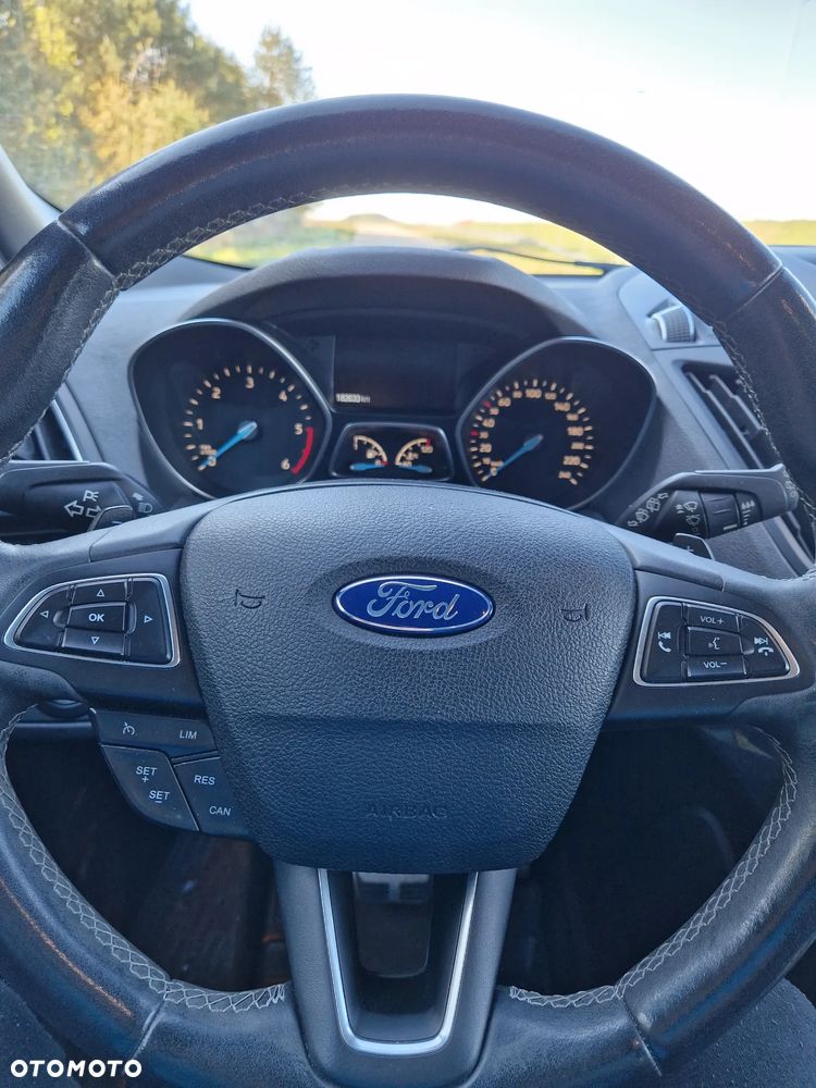 Ford Kuga 2.0 TDCi 4x4 ST-Line - 26