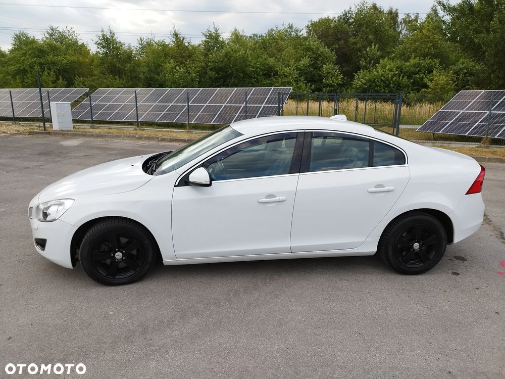 Volvo S60 D3 Summum - 17