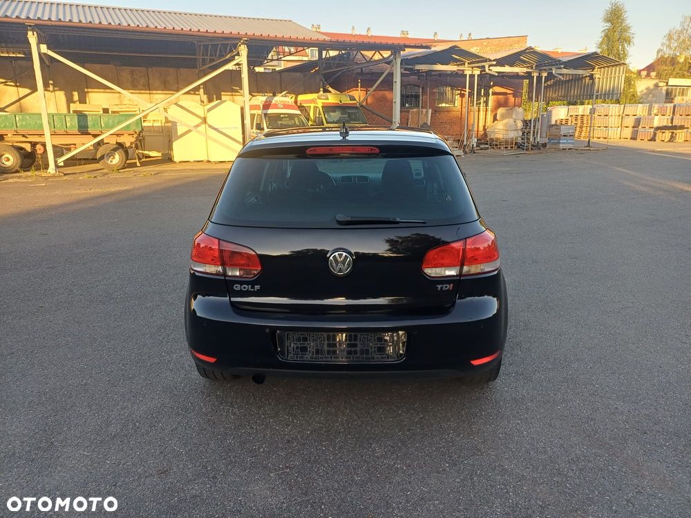 Volkswagen Golf 1.6 TDI DPF Team - 4