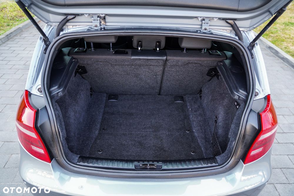 BMW Seria 1 120d - 31