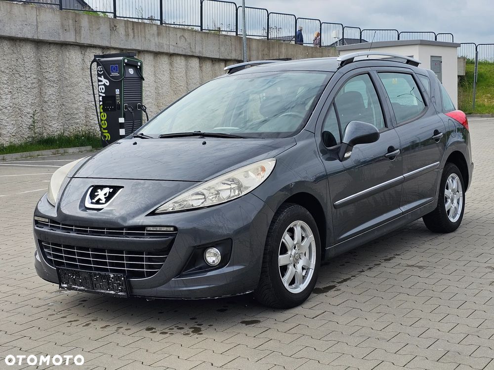 Peugeot 207 1.4 16V Trendy - 1