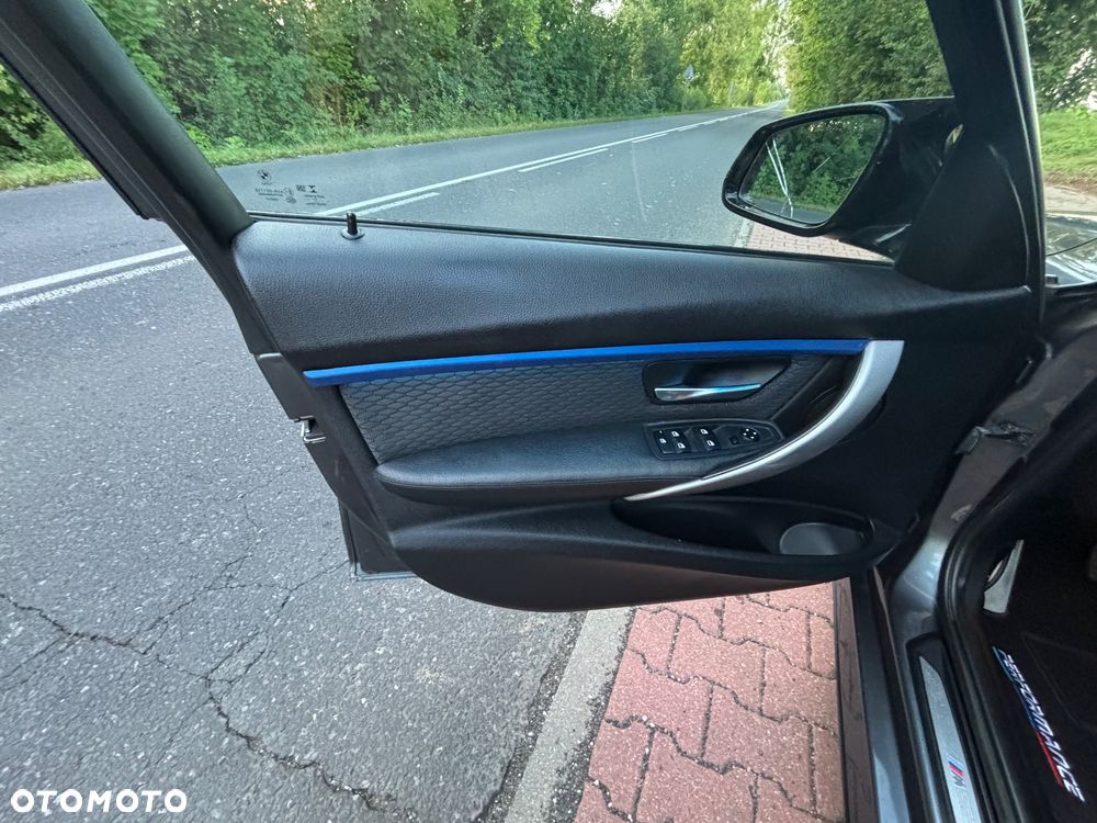 BMW Seria 3 320d M Sport EU6 - 13