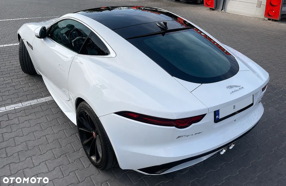 Jaguar F-Type - 6