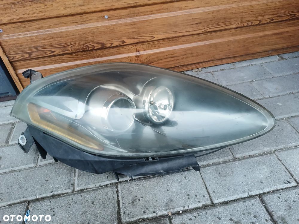 Fiat Bravo II 2 Croma Lampa Przód Przednie Komplet Europa Prawa Xenon - 1