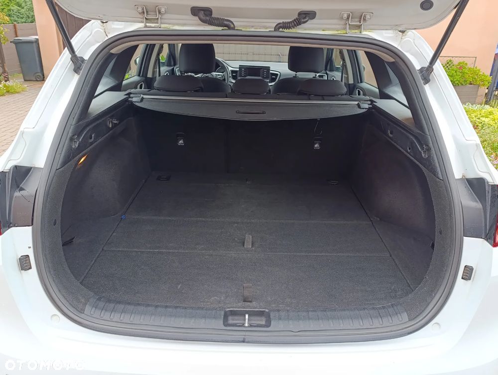 Kia Ceed 1.0 T-GDI S - 10