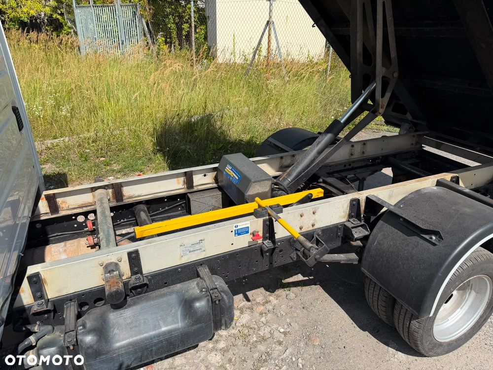 Iveco Daily 35C14 - 23