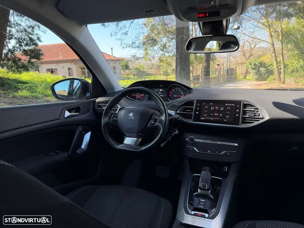 Peugeot 308 - 18