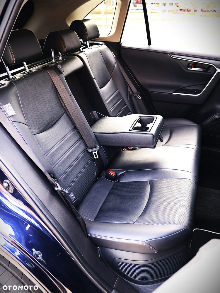 Toyota RAV4 2.5 Hybrid Executive 4x4 - 29