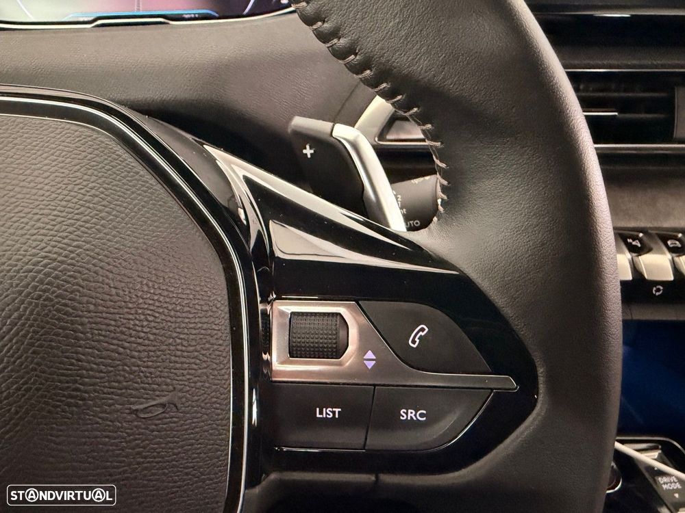 Peugeot 5008 1.2 PureTech Allure Pack EAT8 - 31