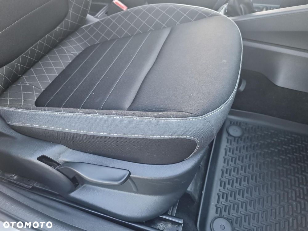 Skoda Fabia 1.0 TSI Style - 24