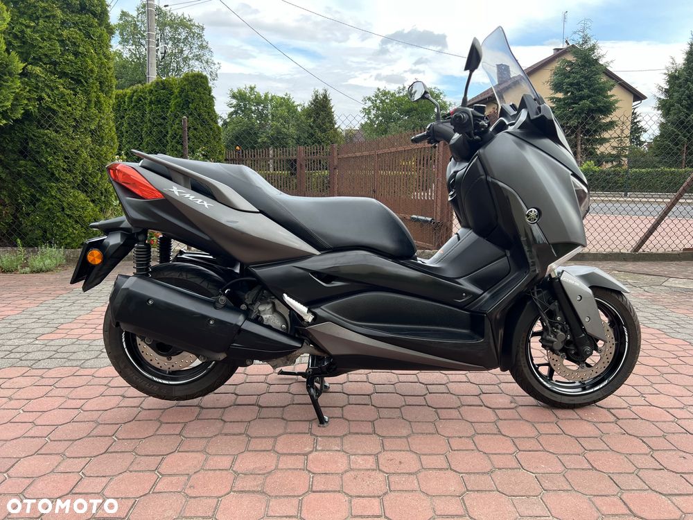 Yamaha X-max - 9