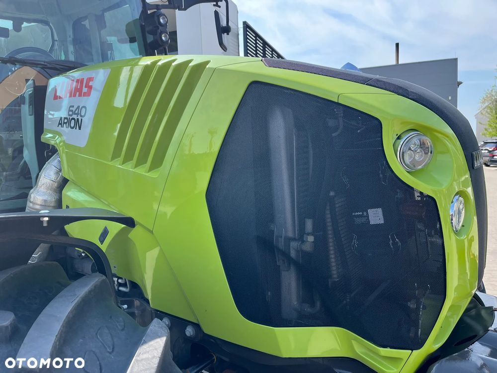 Claas Arion 640 - 10